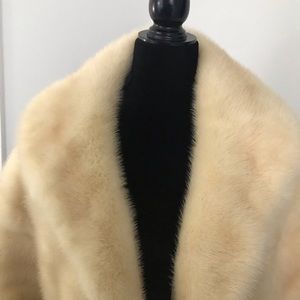 Genuine White Mink Stole by Sovereign Furs. Size M/L